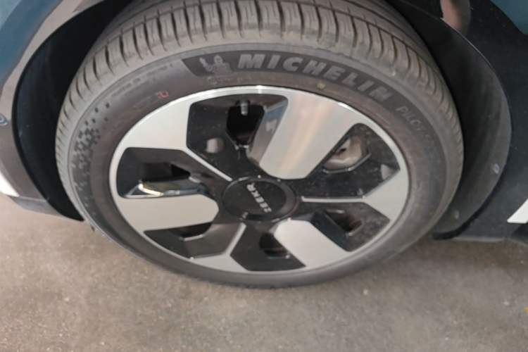 Used Zeekr MIX 2025 Intelligent Driving Version Left Front Wheel Hub