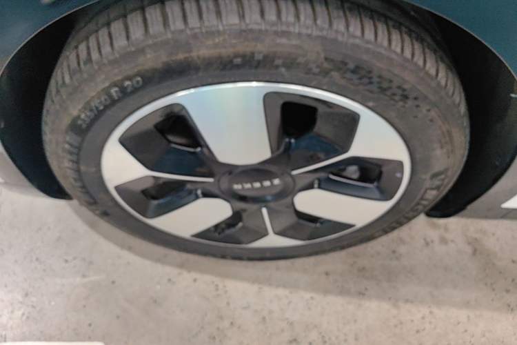 Used Zeekr MIX 2025 Intelligent Driving Version Left Front Wheel Hub