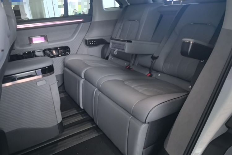 Used Zeekr MIX 2025 Intelligent Driving Version Left Rear Seat