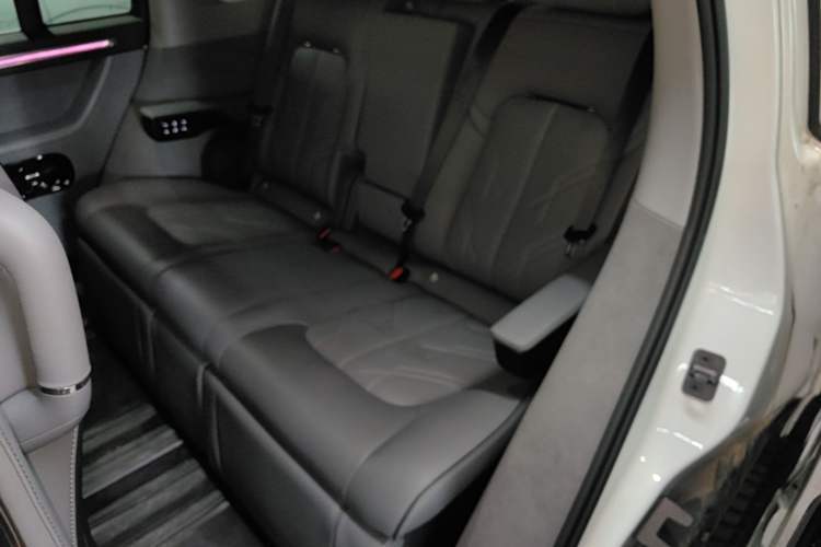 Used Zeekr MIX 2025 Intelligent Driving Version Left Rear Seat