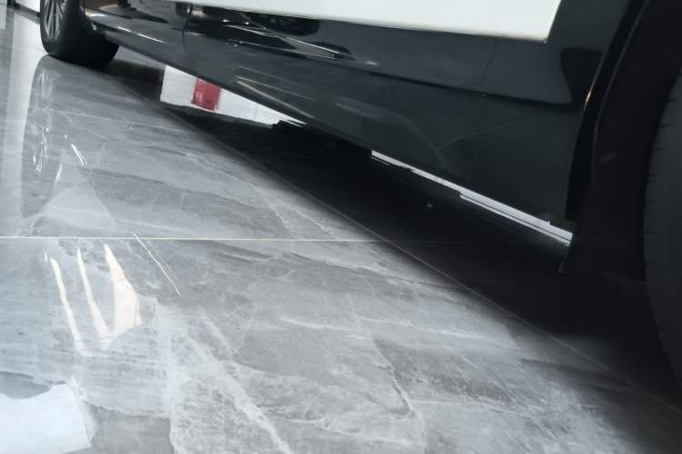 Used Zeekr MIX 2025 Long-Range Intelligent Driving Edition Left Side Sill