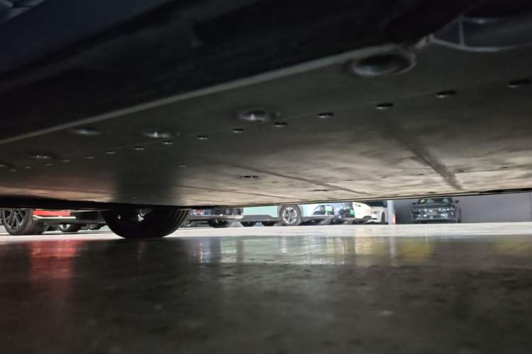 Used Zeekr MIX 2025 Intelligent Driving Version Left Side Sill