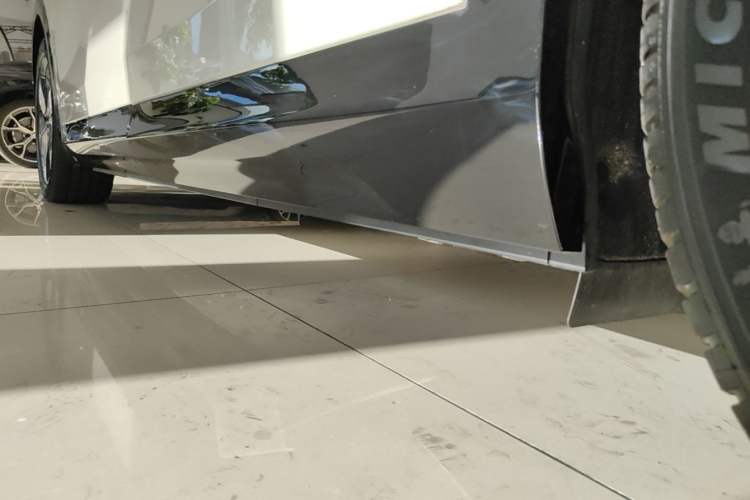Used Zeekr MIX 2025 Intelligent Driving Version Left Side Sill