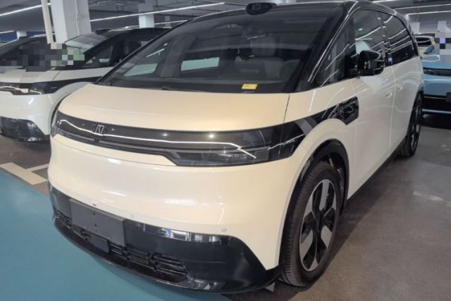 Used Zeekr MIX 2025 Intelligent Driving Version