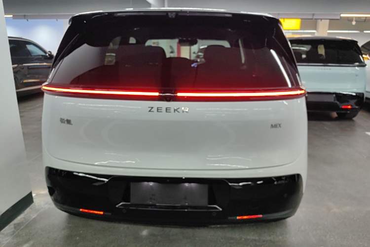 Used Zeekr MIX 2025 Intelligent Driving Version Rear
