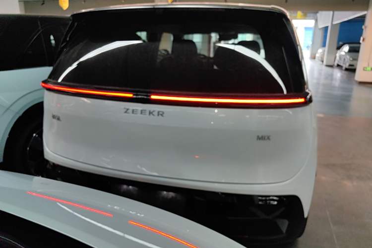 Used Zeekr MIX 2025 Intelligent Driving Version Rear