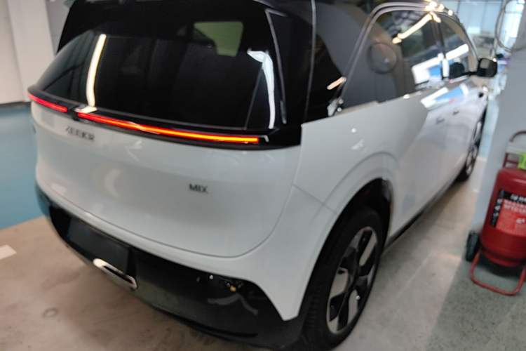 Used Zeekr MIX 2025 Intelligent Driving Version Rear Right 45 Deg