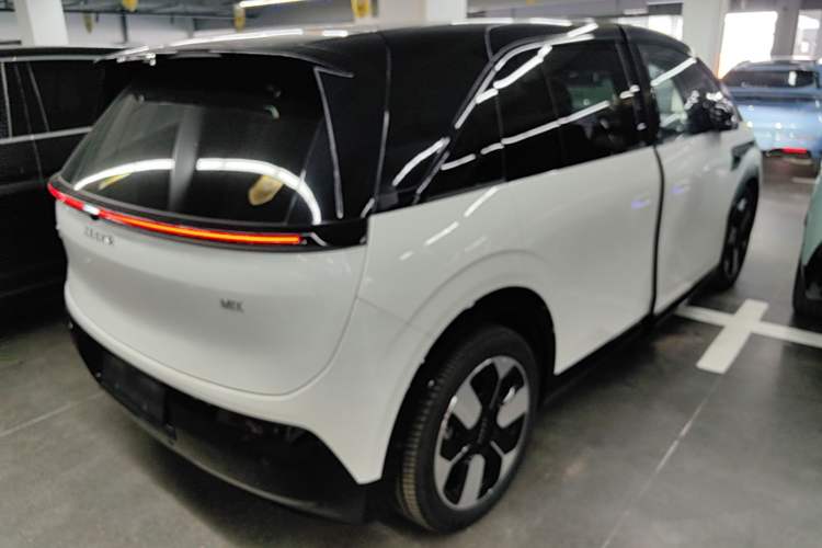 Used Zeekr MIX 2025 Intelligent Driving Version Rear Right 45 Deg