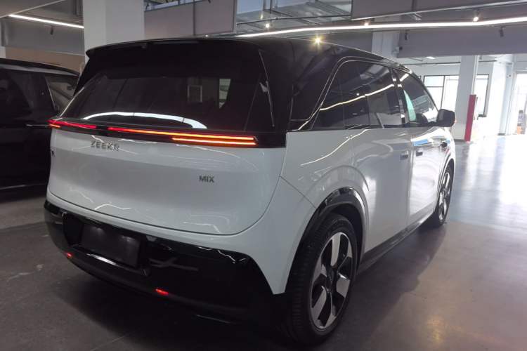 Used Zeekr MIX 2025 Intelligent Driving Version Rear Right 45 Deg