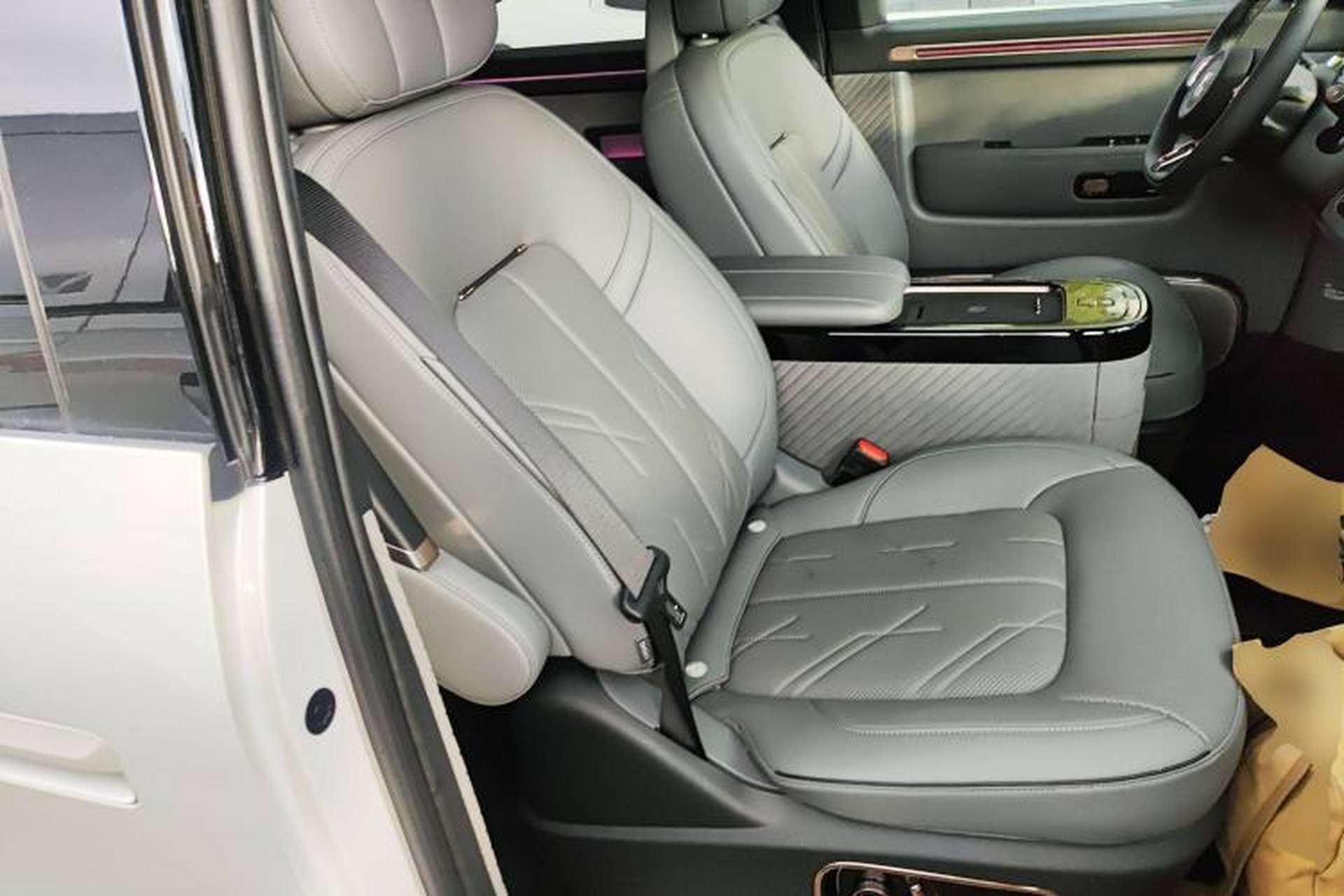 Used Zeekr MIX 2025 Long-Range Intelligent Driving Edition Right Front Seat