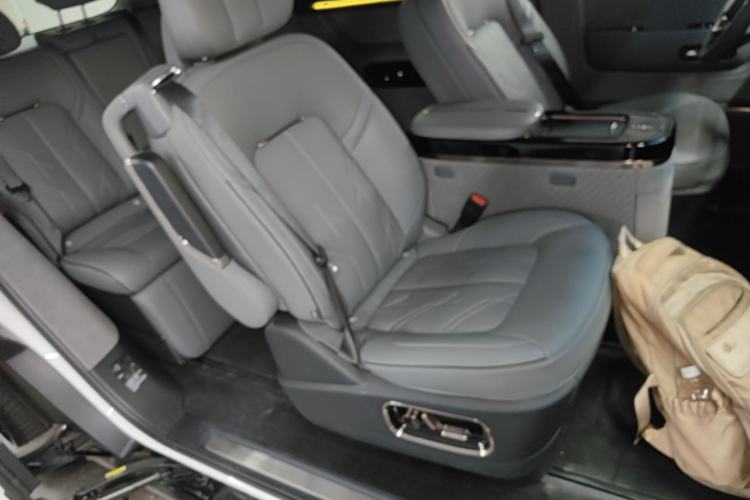 Used Zeekr MIX 2025 Intelligent Driving Version Right Front Seat