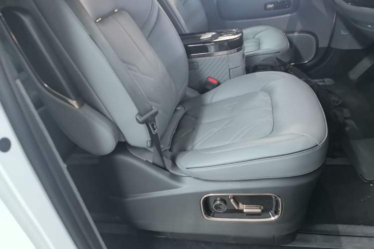 Used Zeekr MIX 2025 Intelligent Driving Version Right Front Seat