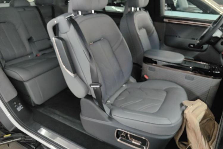 Used Zeekr MIX 2025 Intelligent Driving Version Right Front Seat