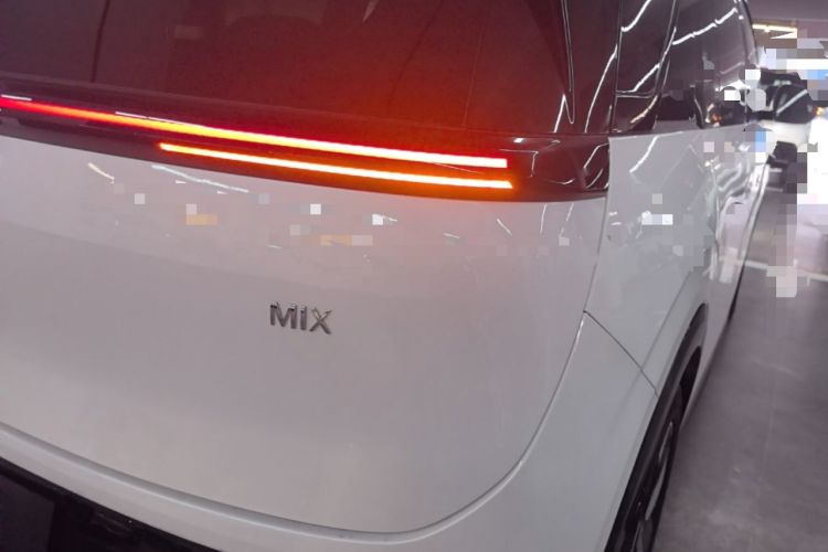 Used Zeekr MIX 2025 Intelligent Driving Version Right Rear Taillight
