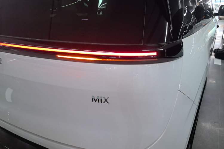 Used Zeekr MIX 2025 Intelligent Driving Version Right Rear Taillight