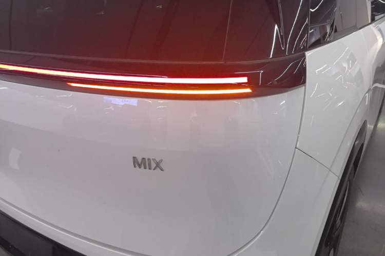 Used Zeekr MIX 2025 Intelligent Driving Version Right Rear Taillight