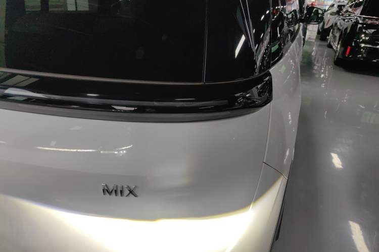 Used Zeekr MIX 2025 Intelligent Driving Version Right Rear Taillight