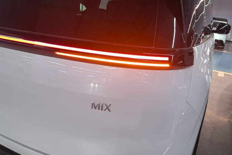 Used Zeekr MIX 2025 Intelligent Driving Version Right Rear Taillight