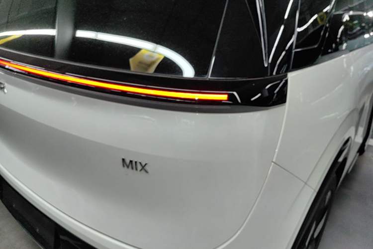 Used Zeekr MIX 2025 Intelligent Driving Version Right Rear Taillight