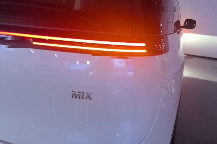 Used Zeekr MIX 2025 Intelligent Driving Version Right Rear Taillight