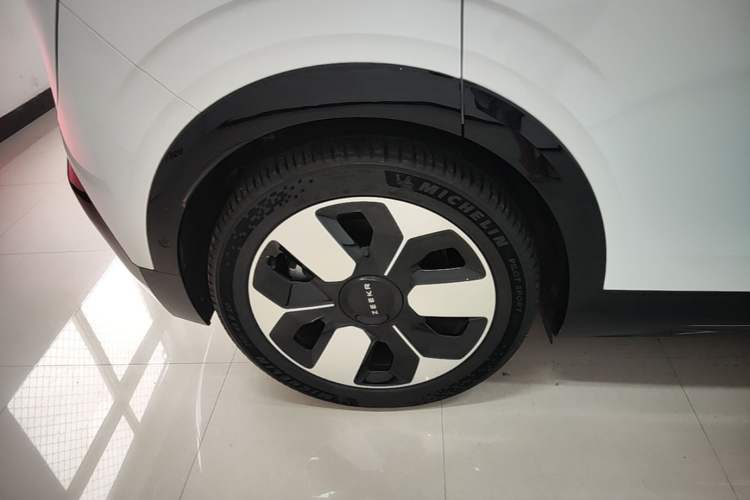 Used Zeekr MIX 2025 Intelligent Driving Version Right Rear Wheel Hub