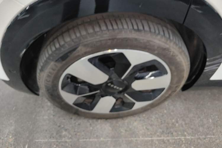 Used Zeekr MIX 2025 Intelligent Driving Version Right Rear Wheel Hub
