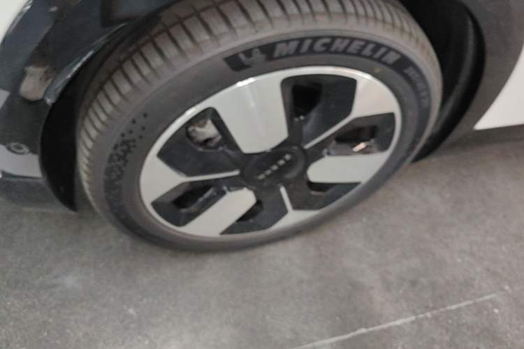 Used Zeekr MIX 2025 Intelligent Driving Version Right Rear Wheel Hub