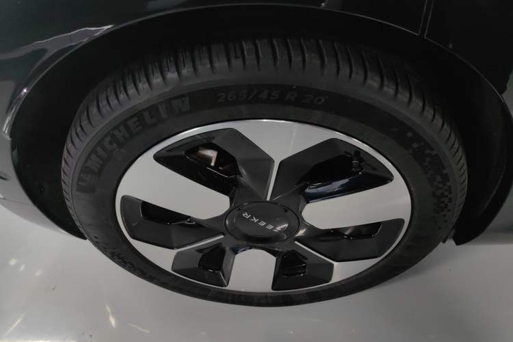 Used Zeekr MIX 2025 Intelligent Driving Version Right Rear Wheel Hub