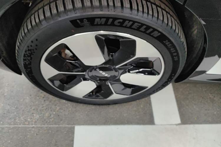 Used Zeekr MIX 2025 Intelligent Driving Version Right Rear Wheel Hub