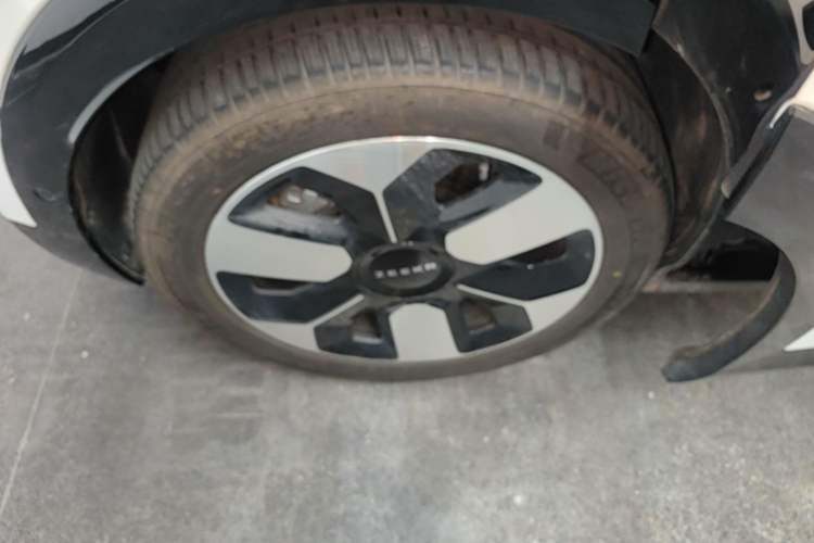 Used Zeekr MIX 2025 Intelligent Driving Version Right Rear Wheel Hub