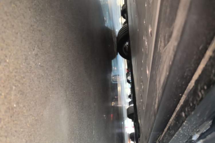 Used Zeekr MIX 2025 Intelligent Driving Version Right Side Sill
