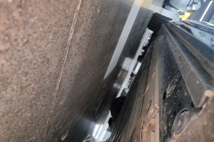 Used Zeekr MIX 2025 Long-Range Intelligent Driving Edition Right Side Sill