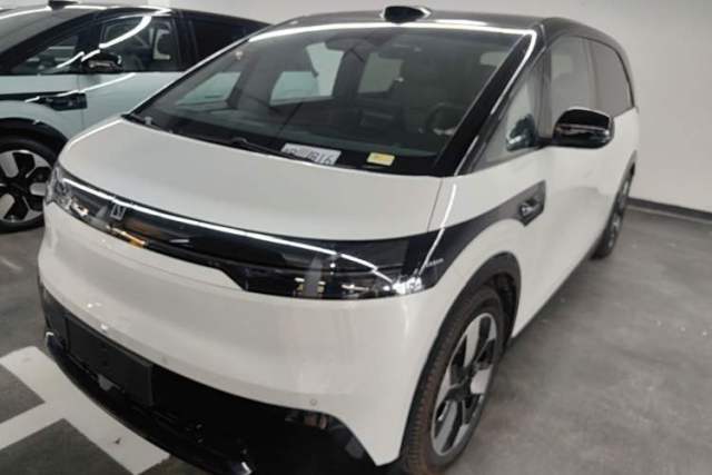 Used Zeekr MIX 2025 Intelligent Driving Version