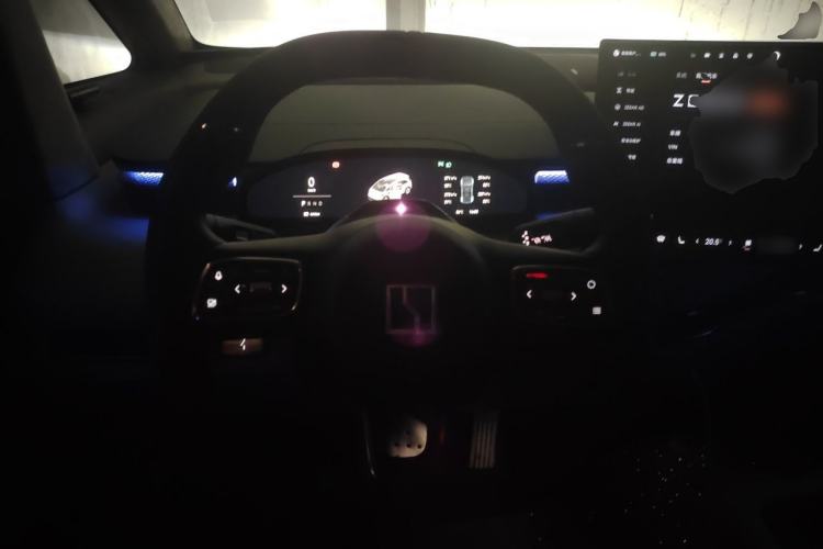 Used Zeekr MIX 2025 Long-Range Intelligent Driving Edition Steering Wheel