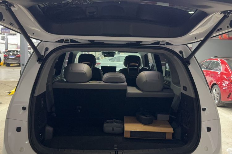 Used Zeekr MIX 2025 Intelligent Driving Version Trunk