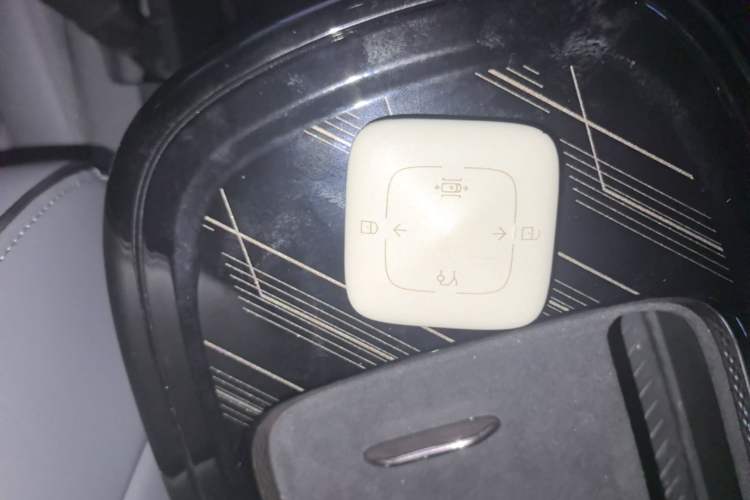 Used Zeekr MIX 2025 Intelligent Driving Version Vehicle Key