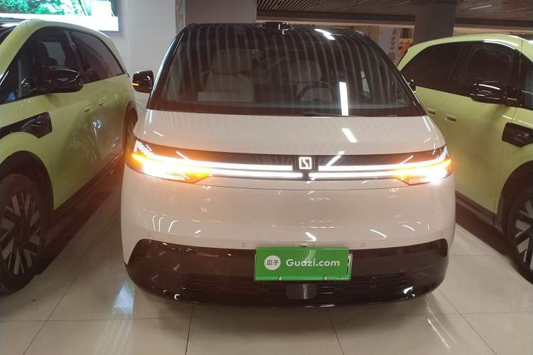 Used Zeekr MIX 2025 Long-Range Intelligent Driving Edition Exterior 1