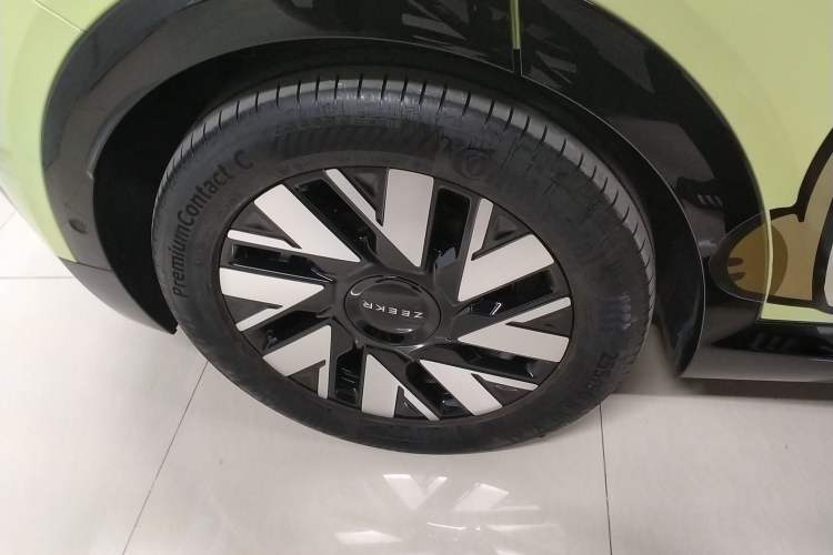Used Zeekr MIX 2025 Long-Range Intelligent Driving Edition Exterior 5