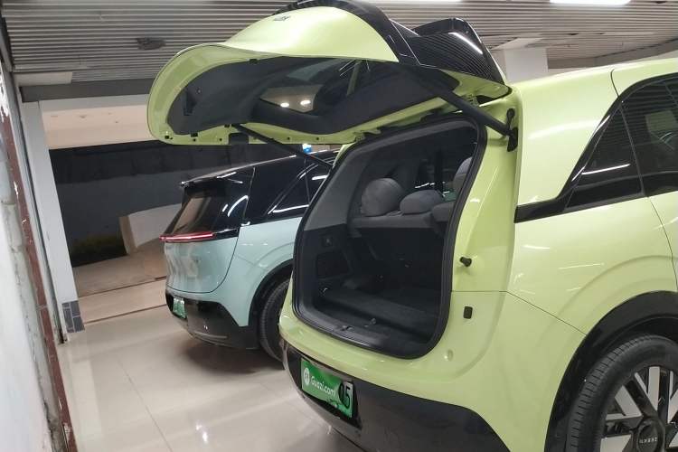 Used Zeekr MIX 2025 Long-Range Intelligent Driving Edition Trunk