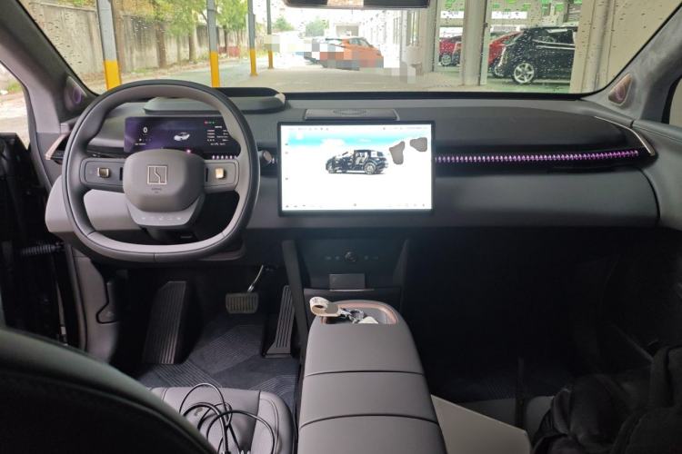 Used Zeekr X 2025 5-Seater Rear-Drive Version Center Console