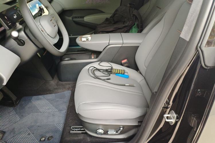 Used Zeekr X 2025 5-Seater Rear-Drive Version Left Front Seat