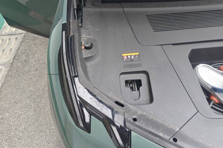 Used Zeekr X 2025 5-Seater Rear-Drive Version Engine Bay Right