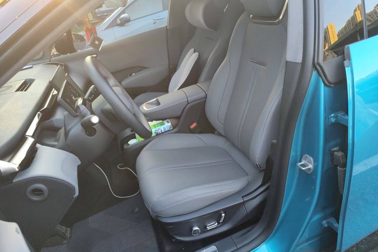 Used Zeekr X 2023 Rear-Drive YOU Edition 4 Seats Left Front Seat