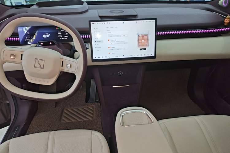 Used Zeekr X 2023 Rear-Drive YOU Edition 4 Seats Audio And AC Panel
