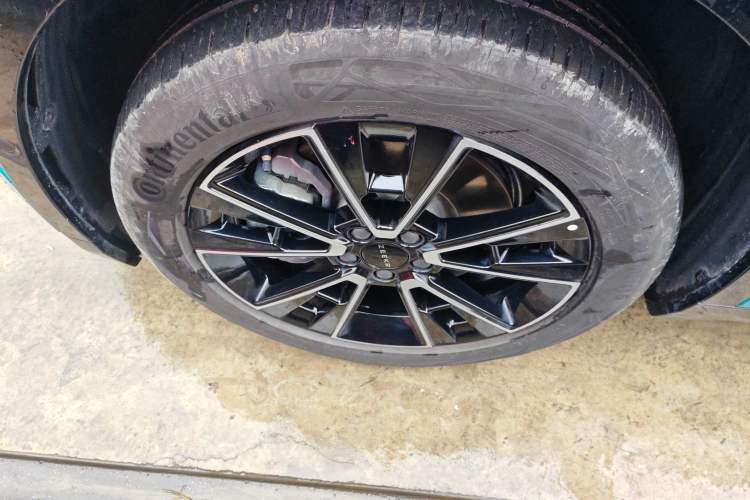 Used Zeekr X 2023 Four-Wheel-Drive YOU Edition 5 Seats Left Front Wheel Hub