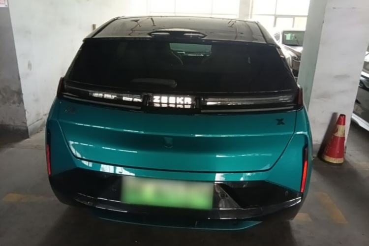 Used Zeekr X 2023 Four-Wheel Drive YOU Edition 4 Seats Rear