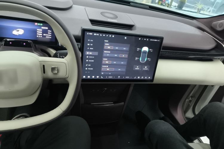Used Zeekr X 2023 Rear-Drive ME Version 5 Seats Interior 2