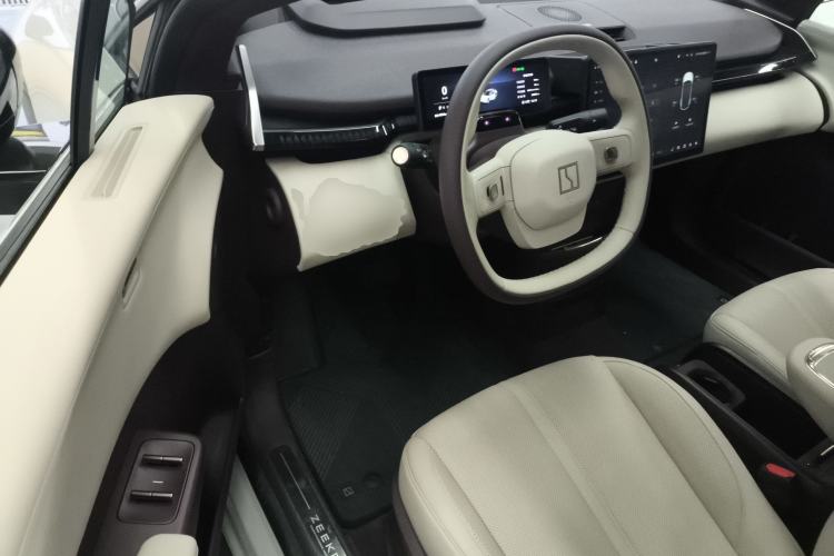Used Zeekr X 2023 Rear-Drive ME Version 5 Seats Interior 3