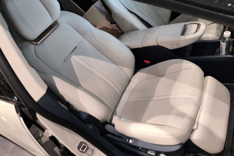 Used Zeekr X 2023 Rear-Drive YOU Edition 4 Seats Right Front Seat