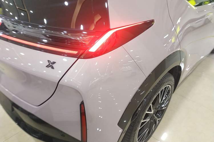 Used Zeekr X 2023 Four-Wheel Drive YOU Edition 4 Seats Right Rear Taillight